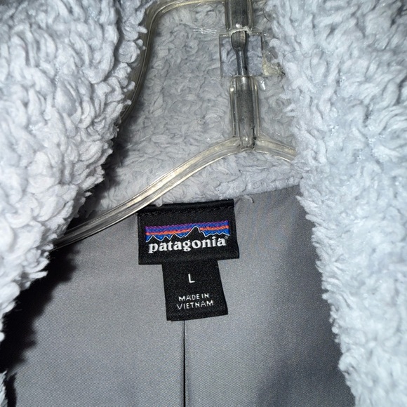 Patagonia Kids Light Gray Fleece Vest - Picture 2 of 2